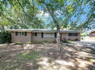 2061 Hillcrest Dr, Douglasville, GA 30135