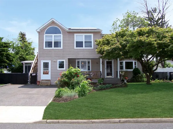 20 Fountain Avenue, Selden, NY 11784