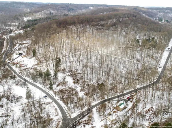 910 Beck Rd SE, Lancaster, OH 43130