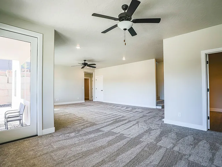 1855 W 740 South Cir — Photo 16