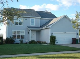 1632 S Amarias Dr, Round Lake, IL 60073
