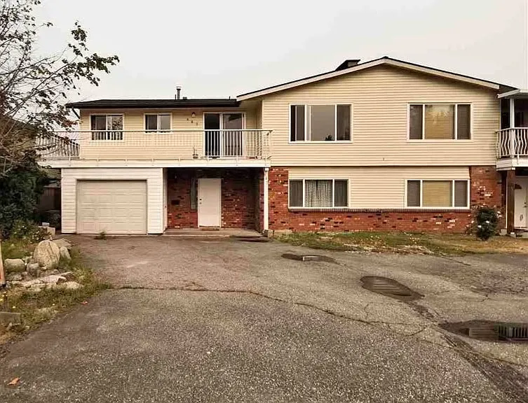 Chapman Ave — Photo 1