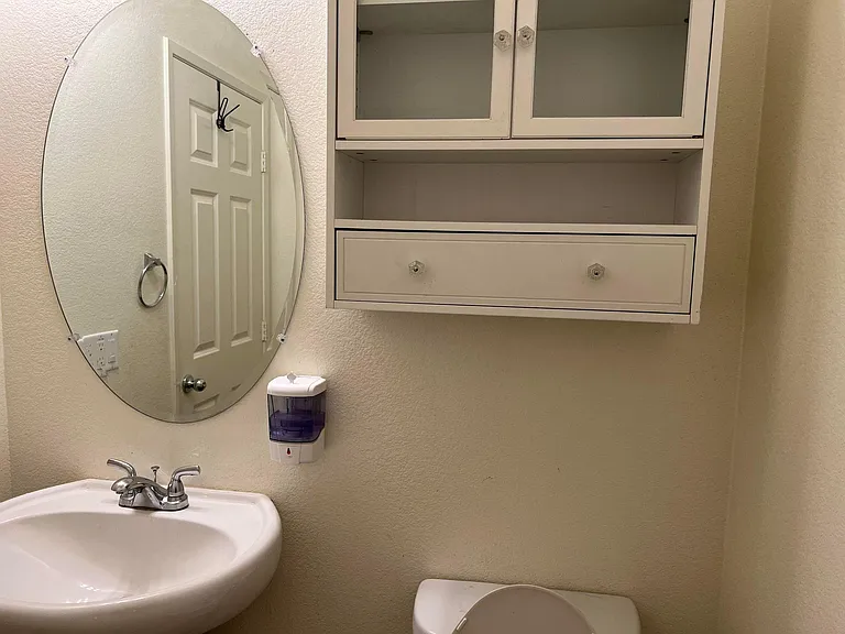1/2 Bathroom (downstairs)