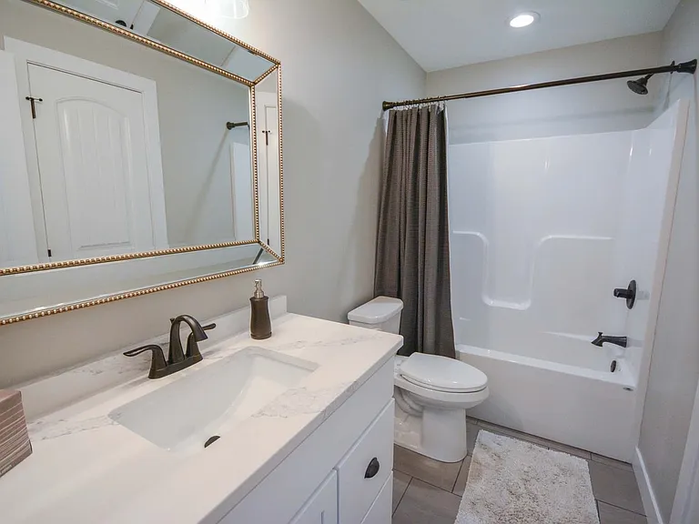 3548 Bridgeview Dr SE — Photo 10