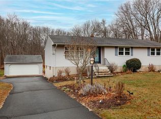 53 Johnson Ln, Madison, CT 06443
