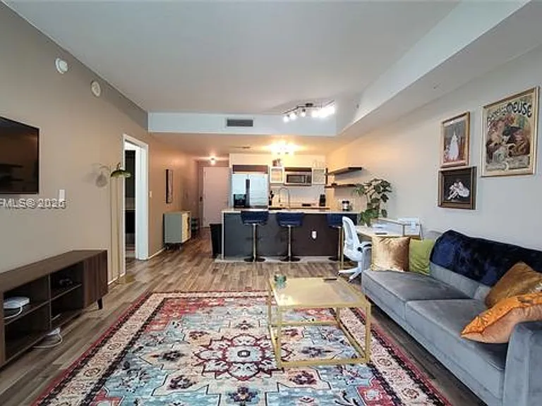 1900 N Bayshore Dr #CU-2009 — Photo 6