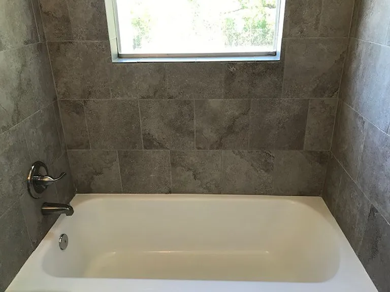 2417 Lowriemore Ln — Photo 6