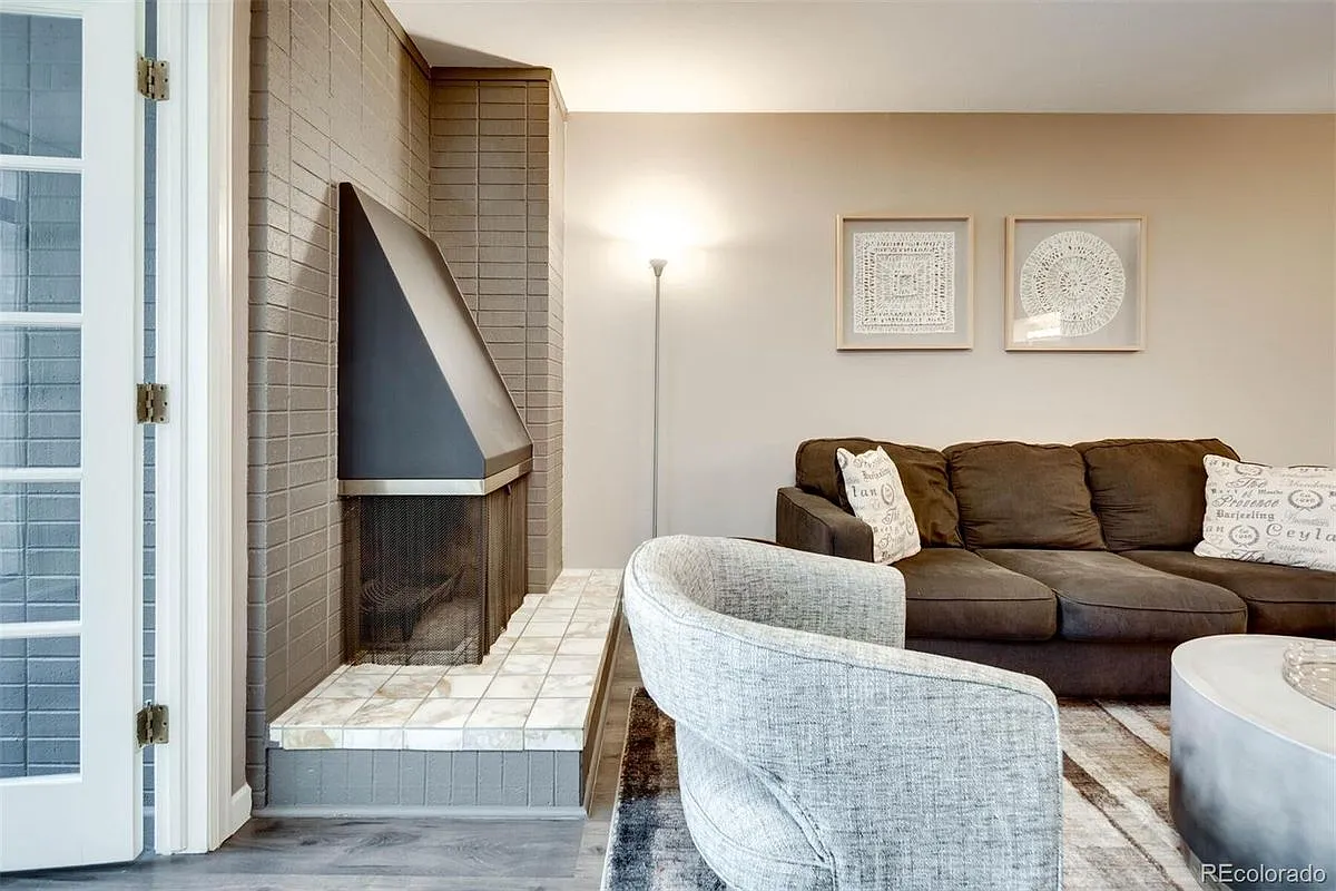 2 bed, 1.0 bath, 1080 sqft, $3,200 — Photo 4
