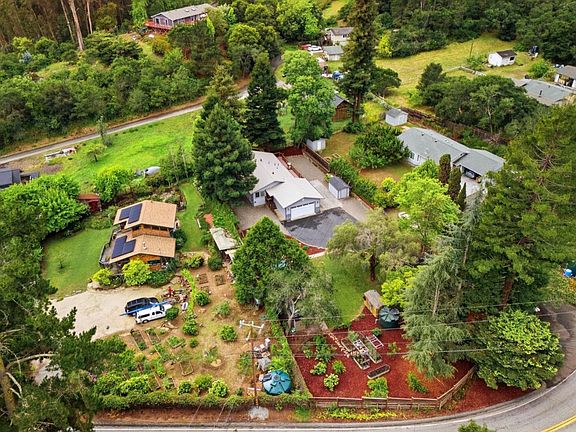 4th image of 769 Calabasas Rd