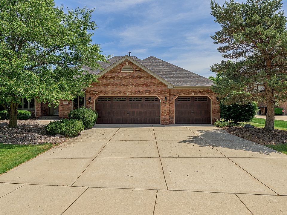 1st image of 22341 Boulder Ridge Dr