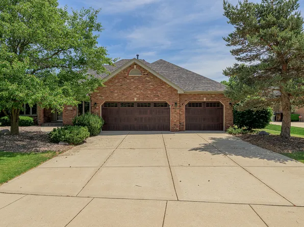 22341 Boulder Ridge Dr, Mokena, IL 60448