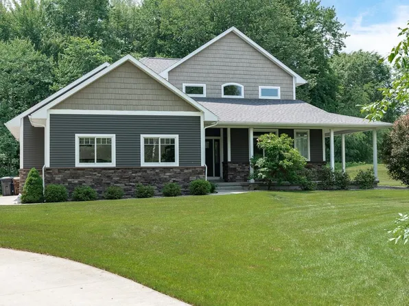 4903 Torrey Pine Dr, Midland, MI 48642