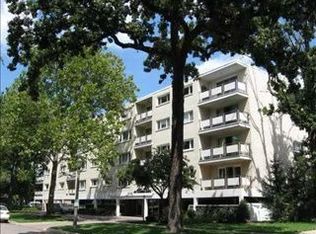 1535 Forest Ave APT 302, River Forest, IL
