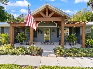 7950 W Inn Ln, Homosassa, FL 34446