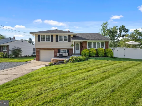 417 Chapel Ave E, Cherry Hill, NJ 08034