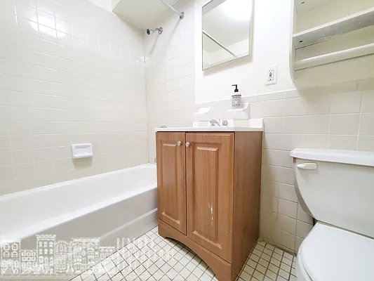 Rented by Bedford Brownstone Realty | media 9