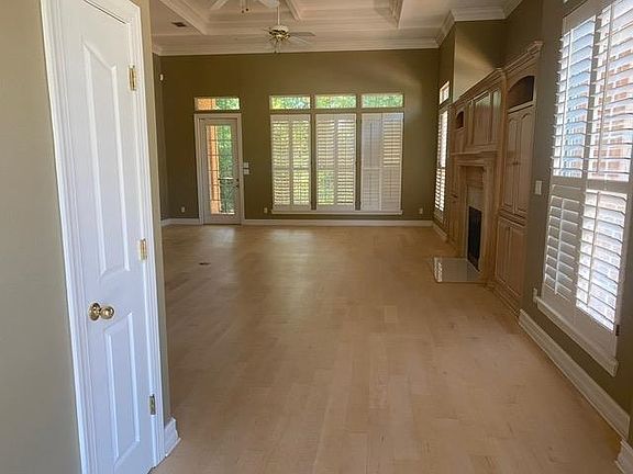4th image of 1501 Vieux Carre Dr