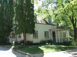 6395 Blossom Ct, Greendale, WI 53129