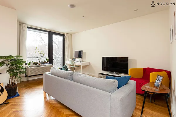 Rented by Nooklyn NYC LLC | media 68