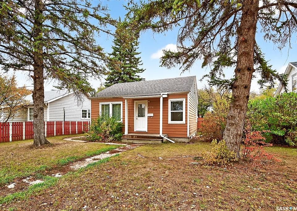 1st image of 826 Athabasca STREET E