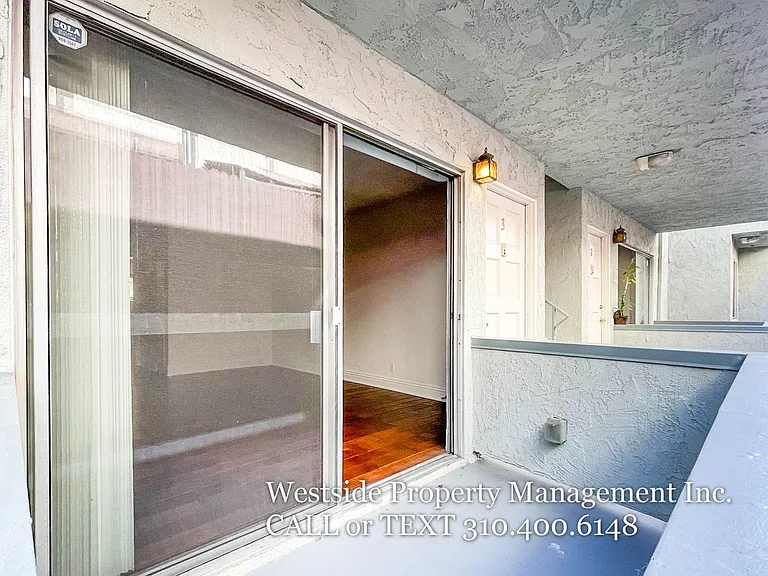 2331 20th St #3 — Photo 13