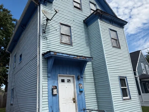 11 Brownville Ave, Lynn, MA 01902