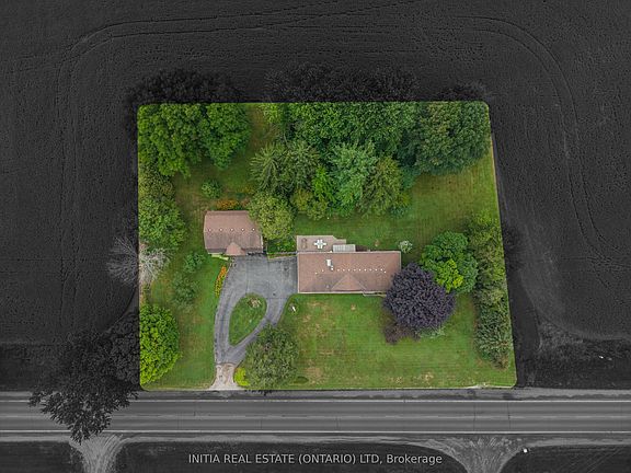 3rd image of 10395 Longwoods Rd