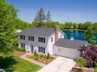 2145 Greenview Dr, Ann Arbor, MI 48103