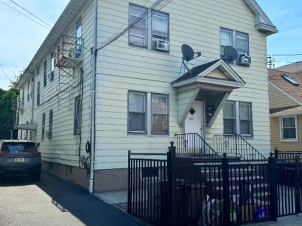 430 Erico Ave, Elizabeth City, NJ 07202