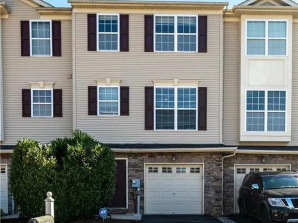 2512 Gila Dr, Easton, PA 18040