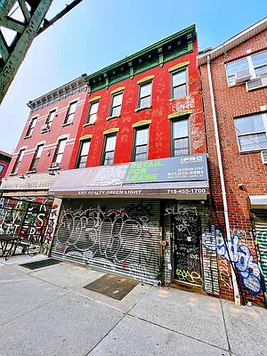Rented by Landmark International Real Estate, LLC | media 9