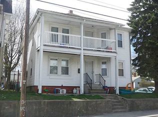 40 East St, West Warwick, RI 02893