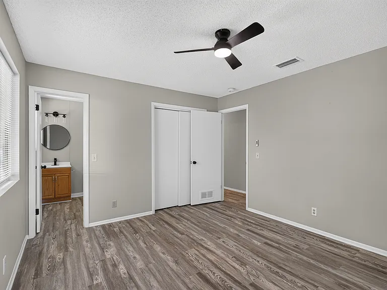 417 Pine Ave — Photo 7