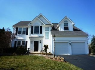 46642 Winterset Ct, Sterling, VA 20165