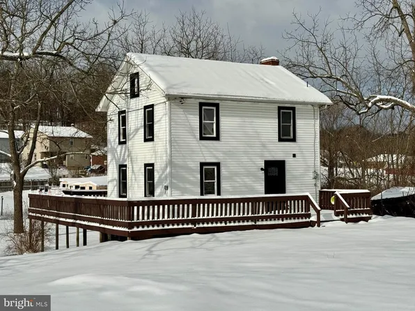 123 Sinoquipe Rd, Fort Littleton, PA 17223