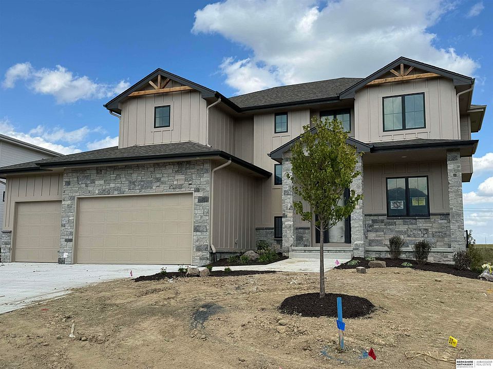 1st image of 10306 S 191st St