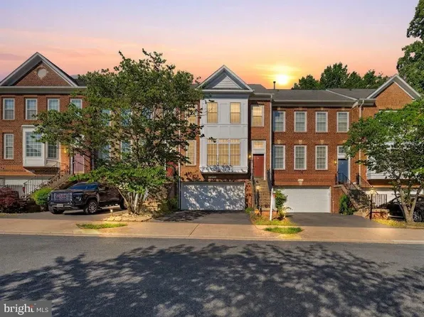 17507 Cajun Ct, Dumfries, VA 22025
