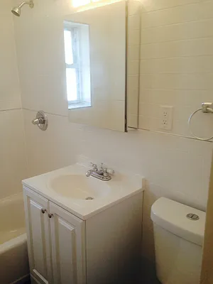 Rented by Alex Tembelis, LREB | media 18