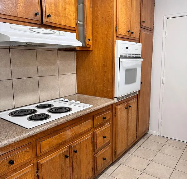41272 Mayberry Ave — Photo 8
