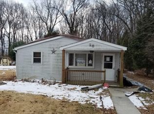 28 Miller Ln, Temple, PA 19560