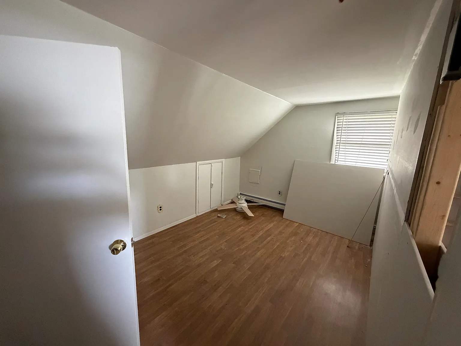 2 bed, 1000 sqft, $2,250 — Photo 3