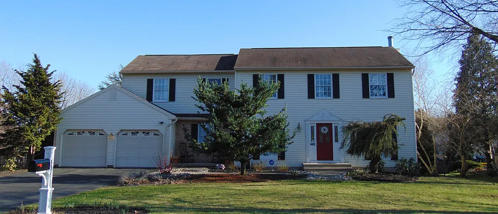 4437 Greenfield Rd photo 1