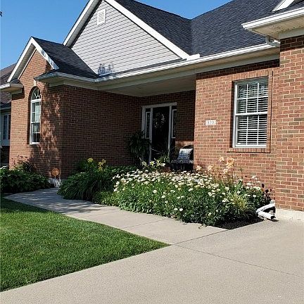 4th image of 839 Shaftsbury Rd