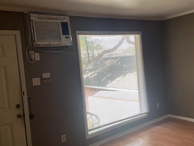 509 W Main St #5 — Photo 21