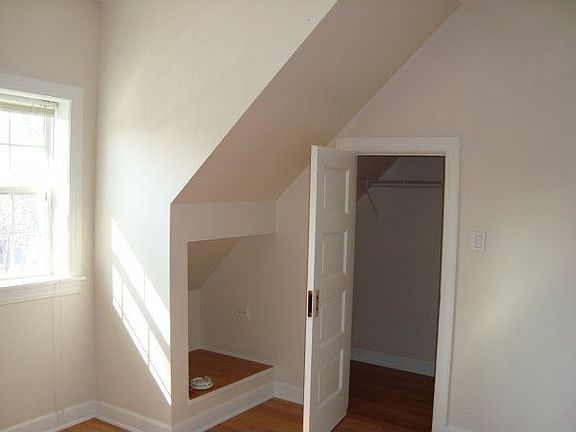 Upstairs Bedroom #2