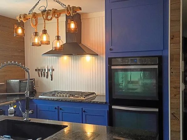 8723 Bravo Valley St, San Antonio, TX 78227