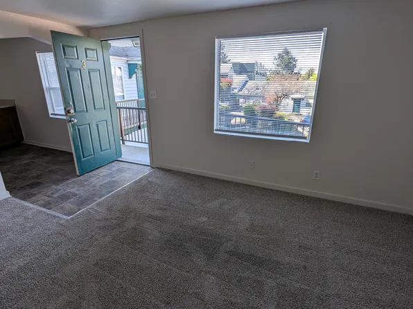 12437 Tukwila International Blvd APT 3, Tukwila, WA 98168