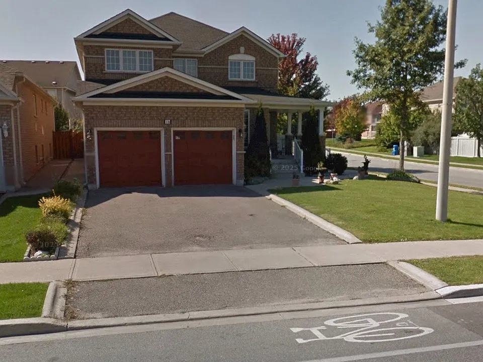 16 Fletchers Creek Blvd