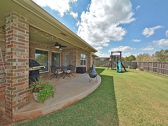 3rd image of 19517 Brookshire Ct
