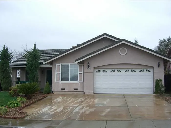 4674 Arabian Way photo 1